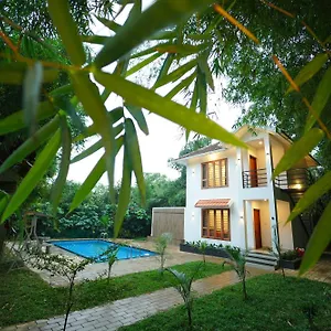 le-eden-resort.kerala-hotels.net/